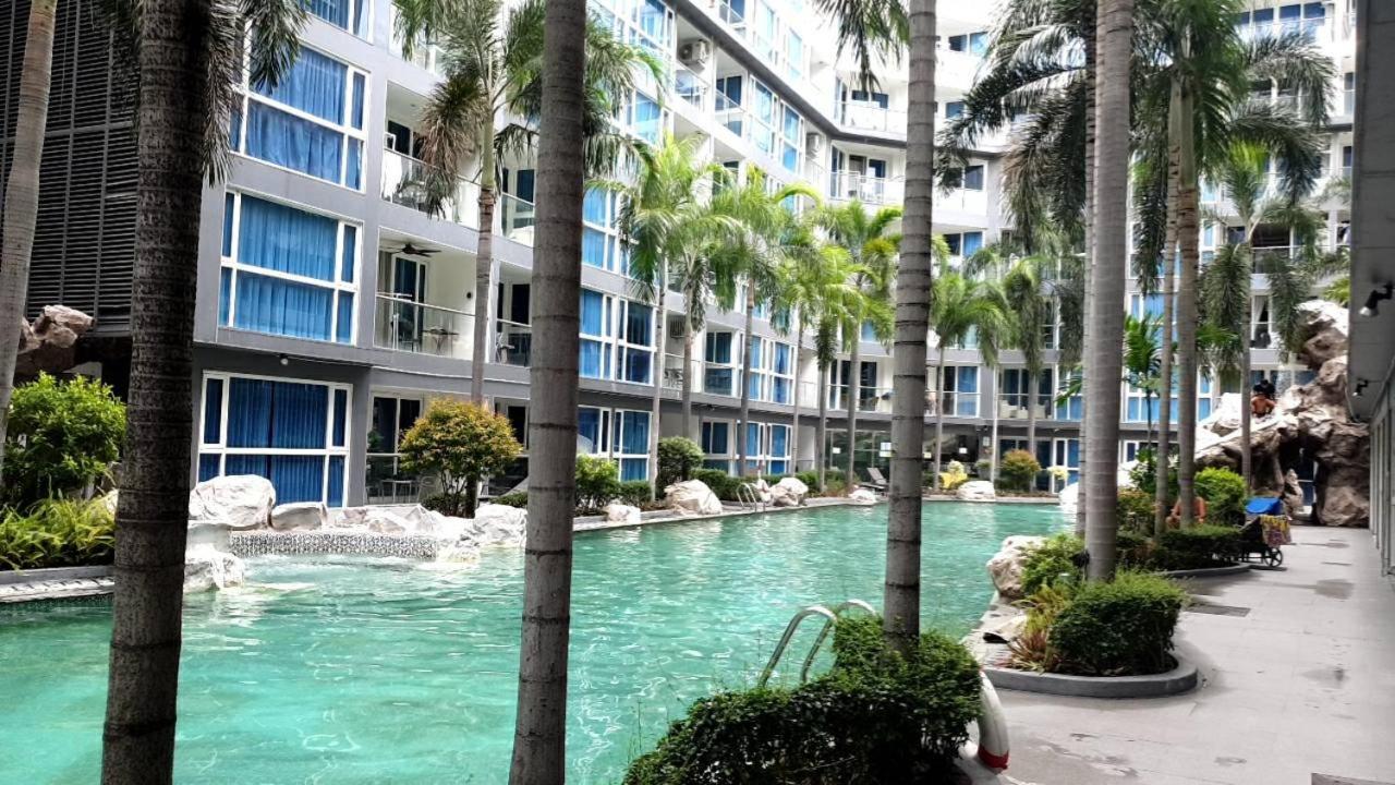 2 Bedrooms Near Pattaya Beach Eksteriør billede